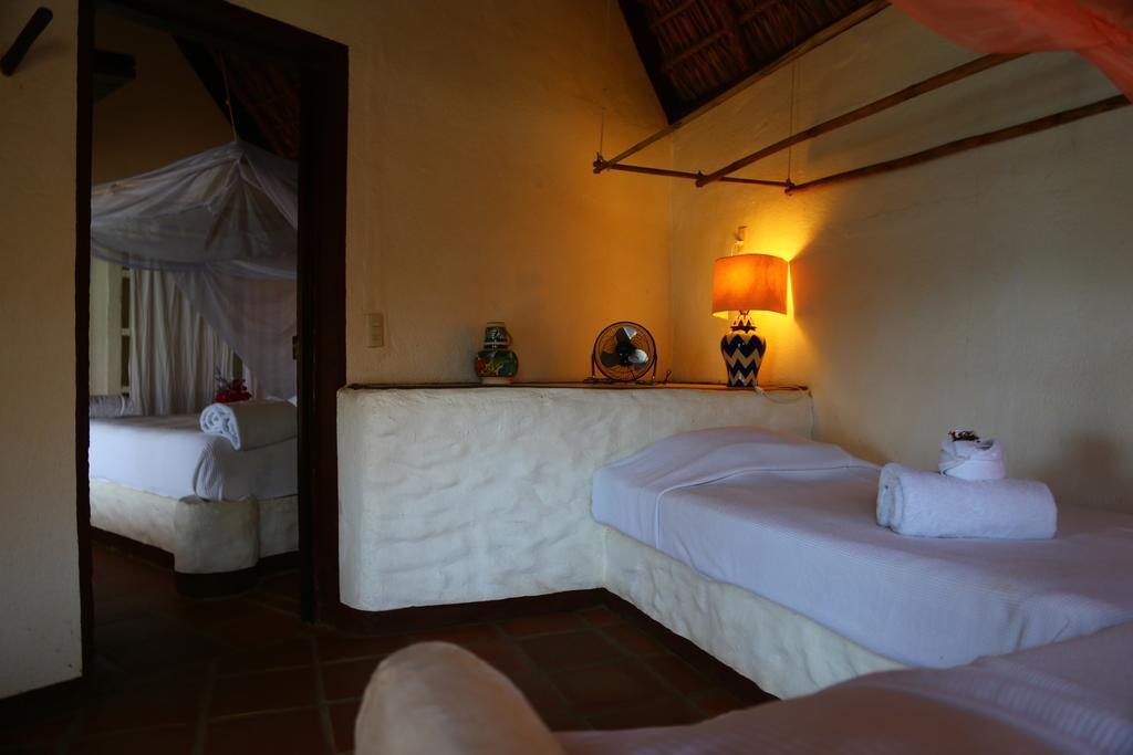 Hotel Bahia De La Luna Arroyo Cruz Εξωτερικό φωτογραφία