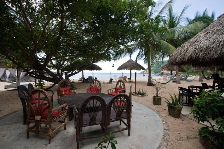 Hotel Bahia De La Luna Arroyo Cruz Εξωτερικό φωτογραφία